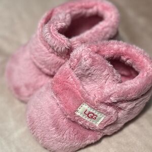 UGG Kids Pink Fuzzy Slippers